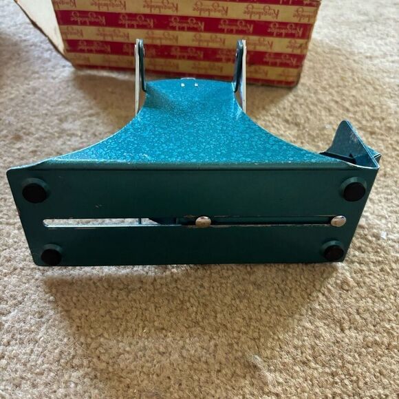 Vintage Kingsbridge Canasta Shuffler - Picture 5 of 7